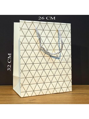 Akinco Buyuk-Boy-Beyaz-Desenli-Hediye-Cantasi