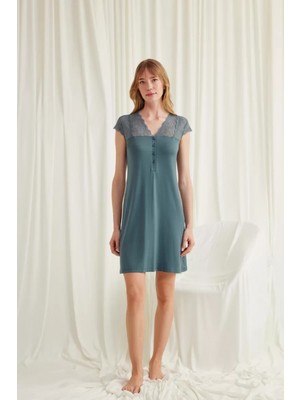 Marsilyan- Kolu Omzu ve Yakası Dantelli Önü Düğmeli Gecelik