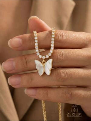 Zerium Suyolu Taşlı Beyaz Kelebek Figürlü Gold Renk Kadın Kolye