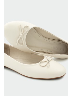 Laminta Jüliet Fiyonklu Hakiki Deri Düz Ekru Kadın Babet