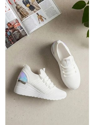 Ayakkabı Fuarı Elit BTFLRFT-607 Kadın Gizli Dolgu Topuklu Klasik Sneaker Beyaz