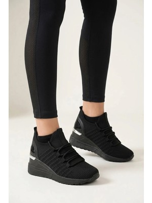 Ayakkabı Fuarı Elit BTFLRFT-607 Kadın Gizli Dolgu Topuklu Klasik Sneaker Siyah