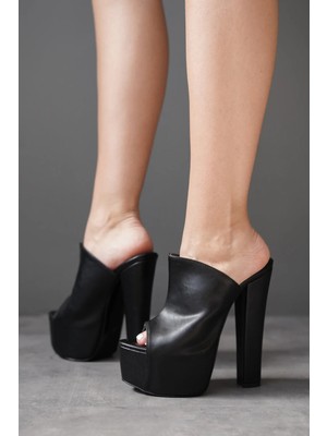 Ayakkabı Ateşi Siyah Cilt  Yüksek Kalın Topuklu Kadın Terlik Simsi