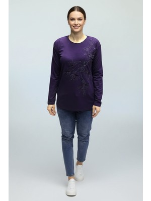 Ece Giyim Kadın Önü Işlemeli ve Taş Detaylı Likralı Penye Bluz