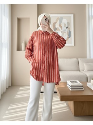 Modamorfo Boydan Düğmeli Arkası Uzun Çizgili Gömlek -Kiremit