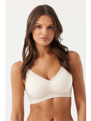 YMÇ Dikişsiz Lazer Kesim Sütyen Kusursuz Görünüm & Konfor Lazer Kesim Esnek Doku ve Ideal Destek