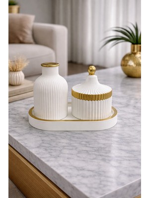 Nox Atelier Gold Detaylı Beyaz Dekoratif Tepsi Seti – Tabak - Çizgili Kapaklı Kutu & Vazo - 3 Parça