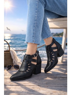 Defne Shoes Luna Yıldız Desenli Siyah Deri Ayakkabı Lazer Kesim Perfore Detay Arkadan Fermuarlı Rahat Kalıp