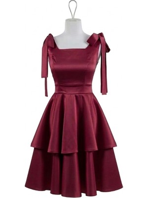 Pembe Saten Kumaştan Volanlı Etekli Mezuniyet Elbisesi