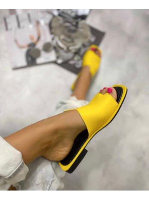 Defne Shoes Kadın Yazlık Terlik Premium Seri Lazer Kesim Kare Burun Düz Taban Rahat Şık Günlük Kullanım Terliği Sarı Beyaz Siyah Kırmızı