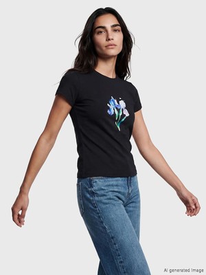 LC Waikiki Lcw Vision Antrasit Bisiklet Yaka Çiçek Baskılı Kadın Tişört