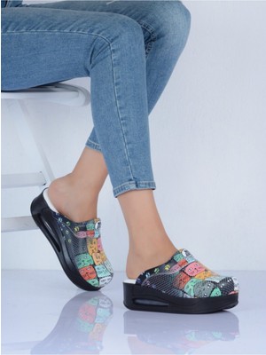 SABOTERLİK Ortopedik Doktor ve Hemşire Terliği Kedi Desenli – Kaymaz Tabanlı Konforlu Sağlık Personeli Terliği