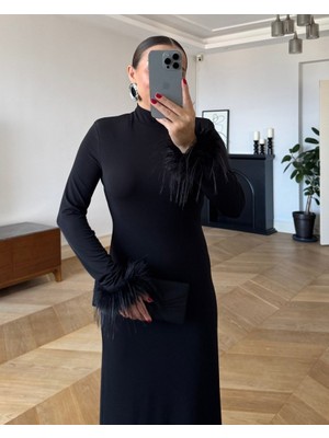 Modi Green Modig Kadın Uzun Kollu Balıkçı Yaka Kol Ağzı Tüy Detaylı Uzun Krep Elbise