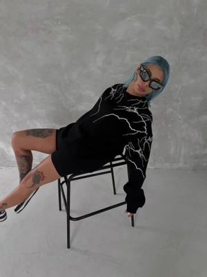 Modi Green Modig Yıldırım Baskılı Bisiklet Yaka Sweatshirt  Siyah