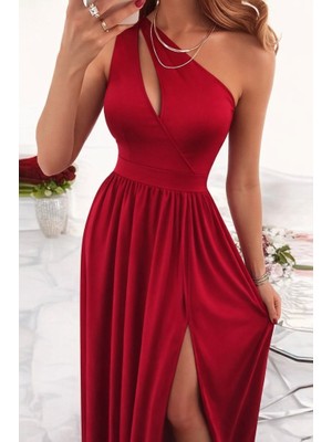 Modi Green Modig Kadın Omuzlardan Açık Asimetrik Yaka Detaylı Yırtmaçlı Maksi Boy Janjan Krep Elbise