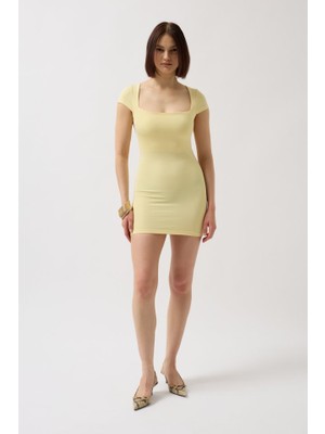 Modi Green Modig Pencere Detay Mini Dekolte Elbise