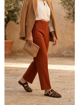 Stilbagshoes Doris Ön Kapalı Trok Detaylı Kadın Terlik Kahve