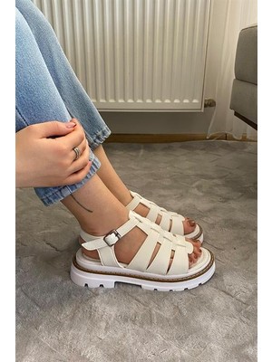 Les Passent Kadın Desma Beyaz Kafes Model Vardola Deyatlı  Kalın Taban Ortopedik  Sandalet  K-140