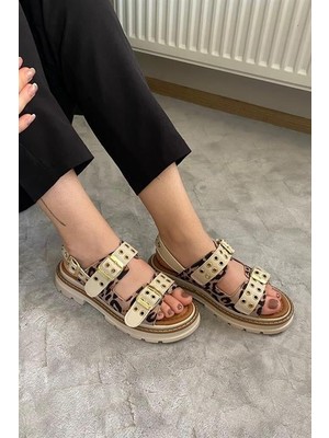 Les Passent Kadın Mendez Bej Leopar Çift Bantlı Kabsül ve Vardola Deyatlı  Kalın Taban Ortopedik  Sandalet  K-120