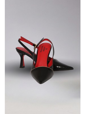 Victoria Shoes Arkası Açık Metal Detaylı Kroko Topuklu Ayakkabı