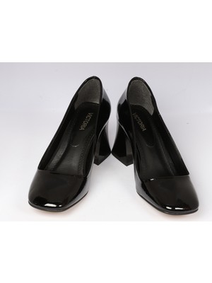 Victoria Shoes Dolgu Topuk Kırık Rugan Ayakkabı