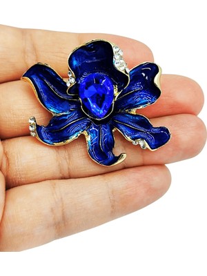 BB Bi Butik Shop Lacivert Taşlı Çiçek Formlu Işıltılı Broş