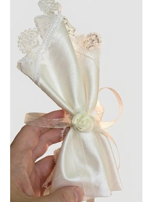 Güven Osmanlı Ipeği Kumaşı Söz Nişan Mendili Fiyonk Kurdelalı