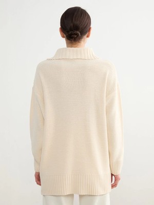 LC Waikiki Bej Polo Yaka Baklava Desenli Kadın Triko Tunik