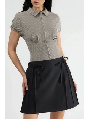 Hiccup Kadınlar QU STYLE Fiyonk Detaylı Kemerli Mini Şort Etek Siyah