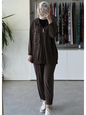 Tığ Triko Rahat Kesim Kapüşonlu Metal Taşlı Üst ve Pantolon Takım 5128 Kahve