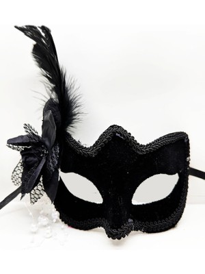Siyah Süet Yandan Tüylü Incili Parti Maskesi