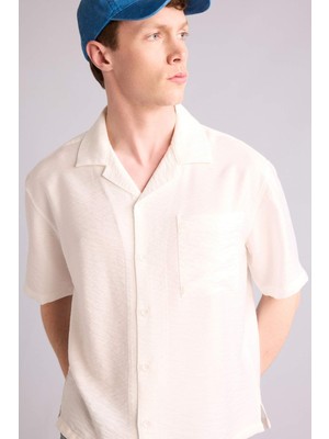 DeFacto Boxy Fit Apaş Yaka Krinkıl Kumaş Kısa Kollu Gömlek H2591AX26SM