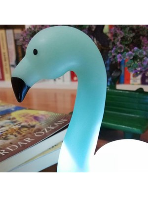 Esranın Dünyası Dekoratif Işık Altında Renk Değiştiren Pilli Kuğu Gece Lambası (4887)