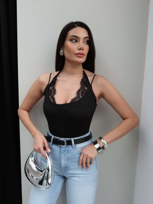 Esra Helvacı Dantel Detaylı Bodysuit