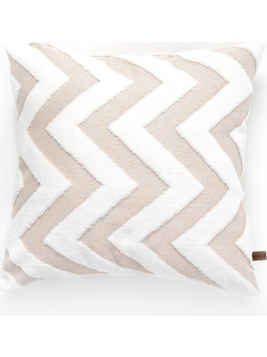 Hamur Bej Kare Dekoratif Kırlent Kılıfı Punch Desen %30 Pamuk %70 Micro Polyester Modern Tasarım