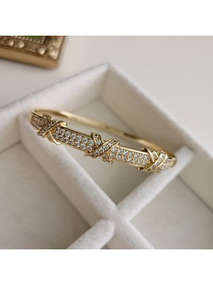 Lente Aksesuar Xuping Lüks Seri Zirkon Taşlı x Model Gold Kelepçe