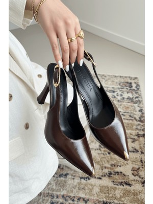 Divolya Krea Kahverengi Yanı Pencereli (9 cm Topuk Boyu ) Sivri Burun Topuklu Ayakkabı