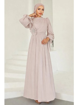 Olcay Pilise ve Taşlı Broş Detaylı Yoryo Ipek Tesettür Abiye Elbise Taş 1244