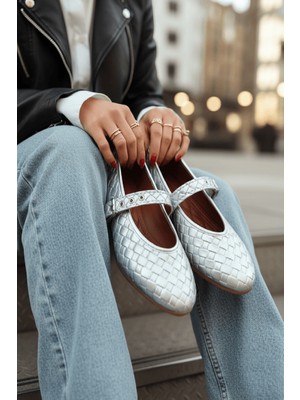 Divolya Stap Örgülü Gümüş ( 2 Cm) Oval Burunlu Günlük Kullanım Babet