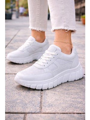 Emax Kalın Tabanlı Kadın Spor Ayakkabı – Günlük Rahat Kullanım, Bağcıklı Sneaker