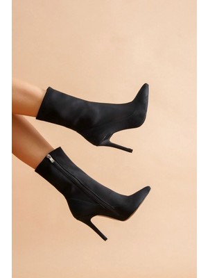 Ayakkabı Ateşi Rozan Siyah Süet Streç Topuklu Kadın Bot