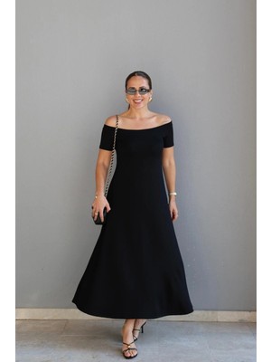 Purple By Banu Siyah Kayık Yaka Maxi Elbise