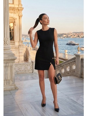 Lela Bisiklet Yaka Mini Yırtmaç Detaylı Elbise Bayan Elbise 6525717