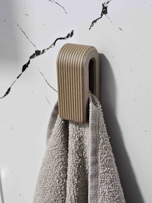 Ahşap Dokulu Premium Havluluk