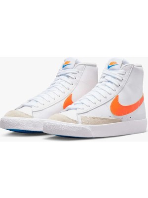 Nike Blazer Mid 77 Kadın Bilekli Spor Ayakkabısı | DA4086-106