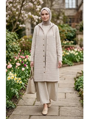 Kapitone Zincir Detaylı Düğmeli Yelek 12031-03 Bej