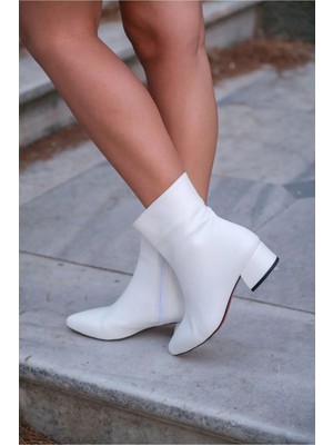 Ayakkabı Ateşi Beyaz Cilt Tasarım Alçak Topuklu Kadın Ayakkabı Scala