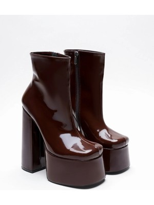 Ayakkabı Ateşi Kadın Kahverengi Rugan Fermuarlı Orta Boy Platform Topuklu Bot Mondero