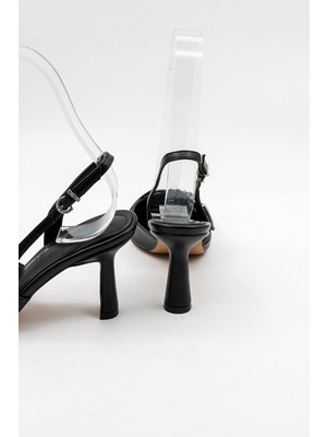 Park Moda Kemerli Kadın Topuklu Ayakkabı PM537 Siyah Cilt