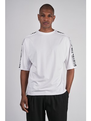 Ex-pent Erkek Dikim Detaylı Regular Kalıp Omuz Baskılı Pamuklu Beyaz T-Shirt